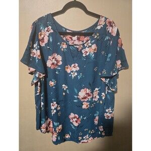 TORRID Blue Floral Georgette Blouse Short Flutter Sleeve Top Size 4